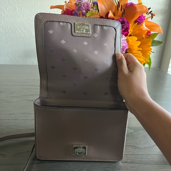 Kate Spade Crossbody - Picture 6 of 7